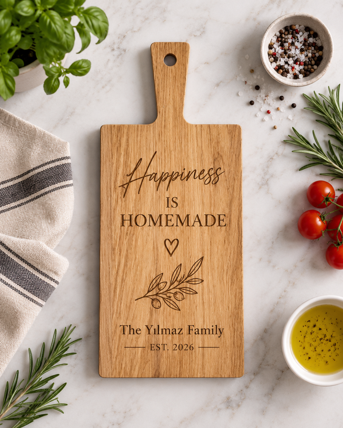 Personalised oak cutting board with “Happiness is Homemade” engraving, family name and established date