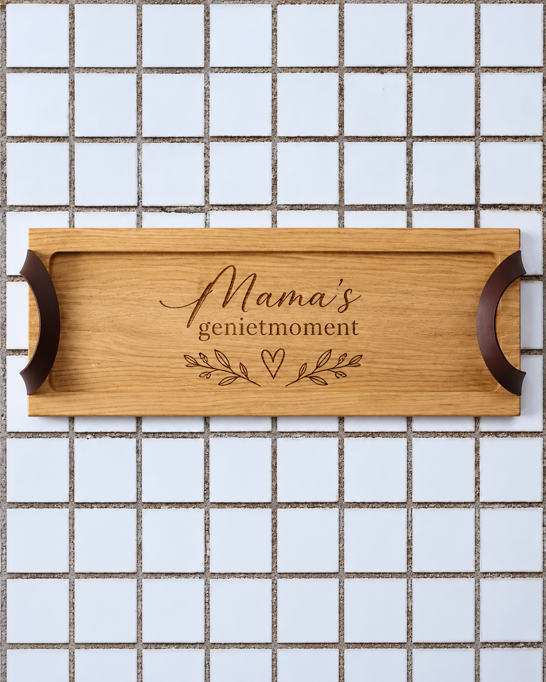 Personalised oak serving tray with leather handles and Mama's genietmoment engraving